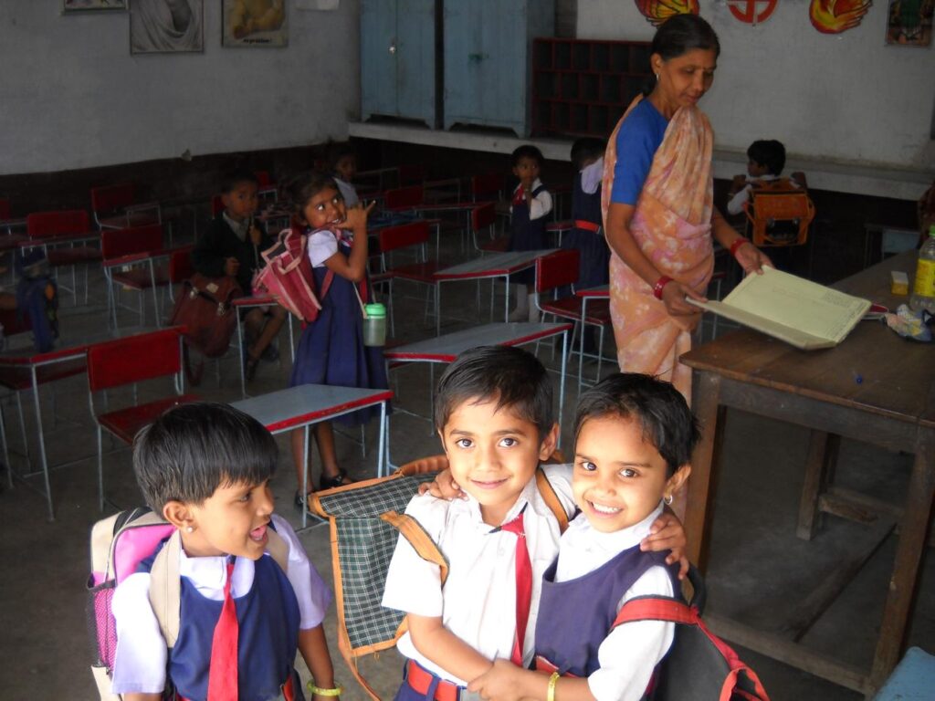 AskDushyant Baal Mandir Pre School kids bond nursery sarni childhood memory back again Year 2009