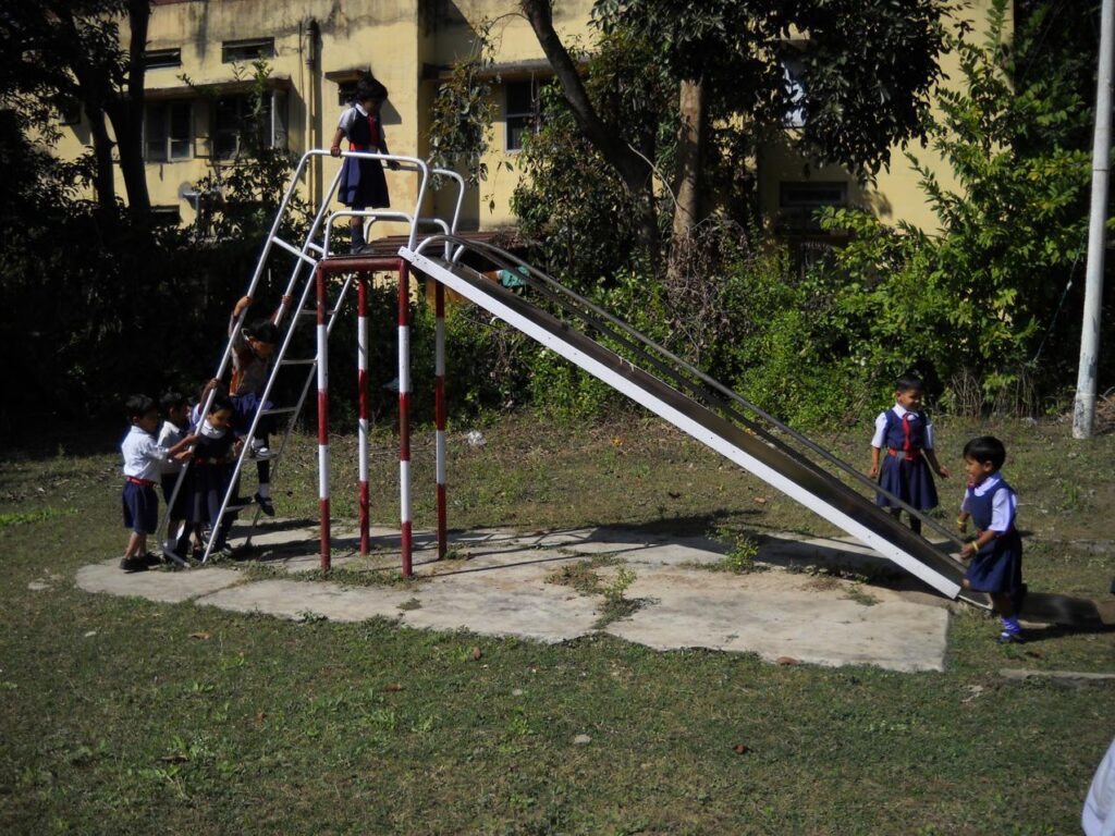 AskDushyant Baal Mandir Pre School kids slide nursery sarni childhood memory back again Year 2009