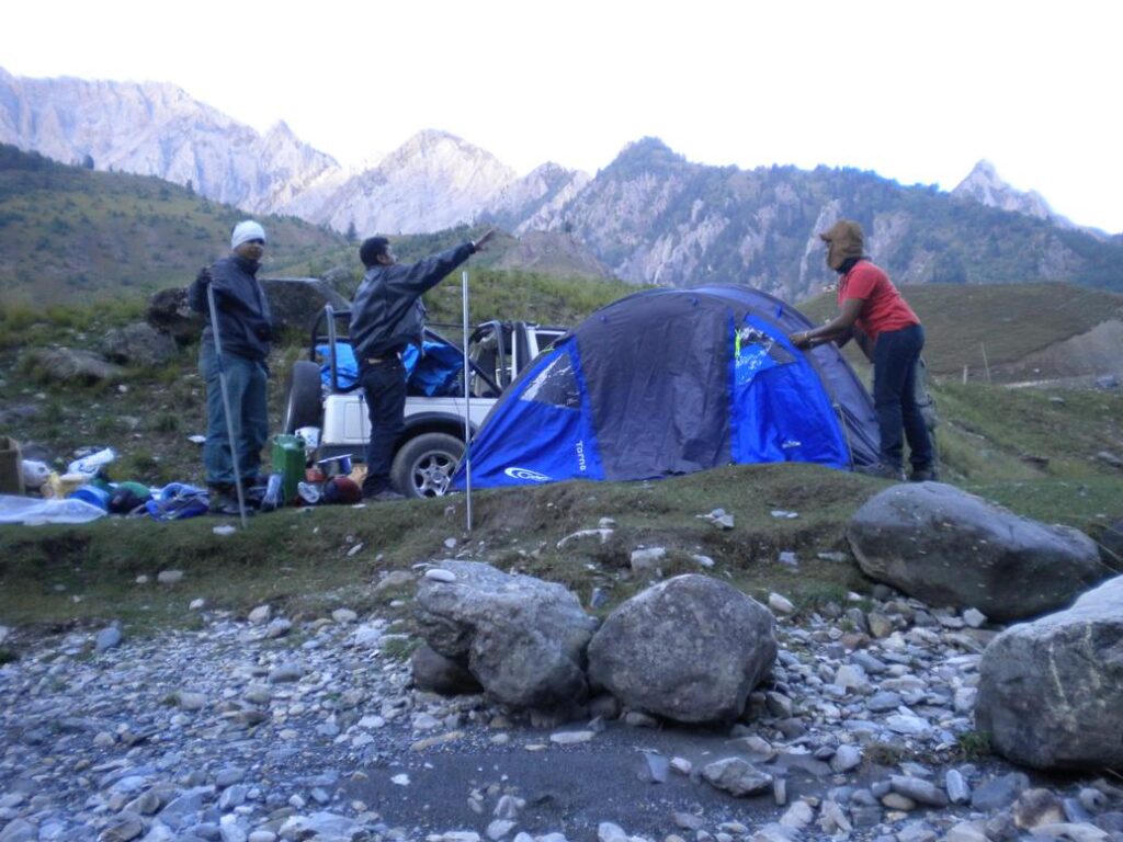 AskDushyant 1st tent placing during night camp at sonmarg road trip to kashmir valley 2009