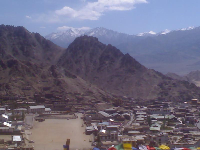 AskDushyant Day 1 Start Exploring Leh ground from place roof 2009