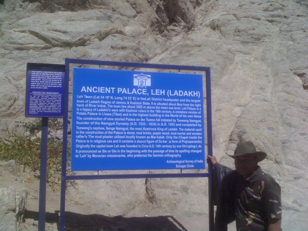 AskDushyant Day 1 Start Exploring Leh palace ladakh 2009