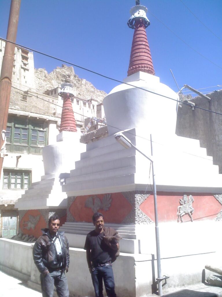 AskDushyant Day 1 Start Exploring Leh street 1 2009