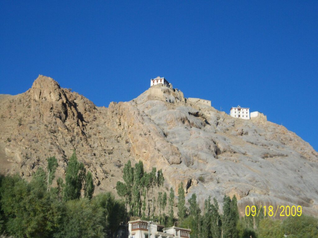 AskDushyant Kargil to bodhkharoo monestry 2009