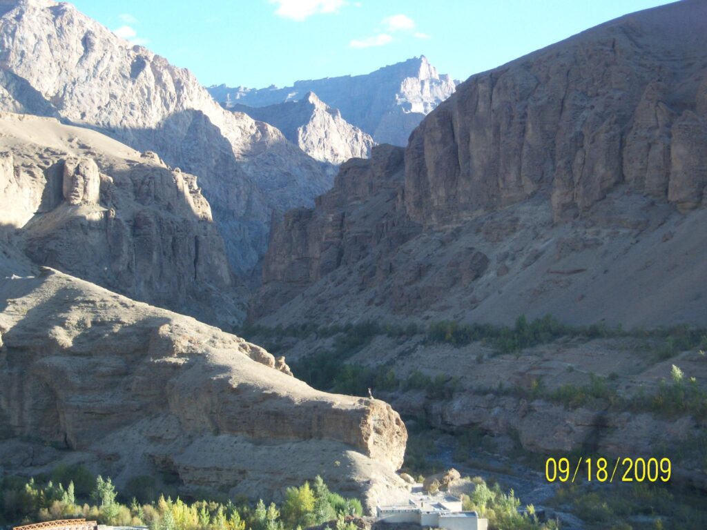 AskDushyant Kargil to bodhkharoo mountians 2009 10