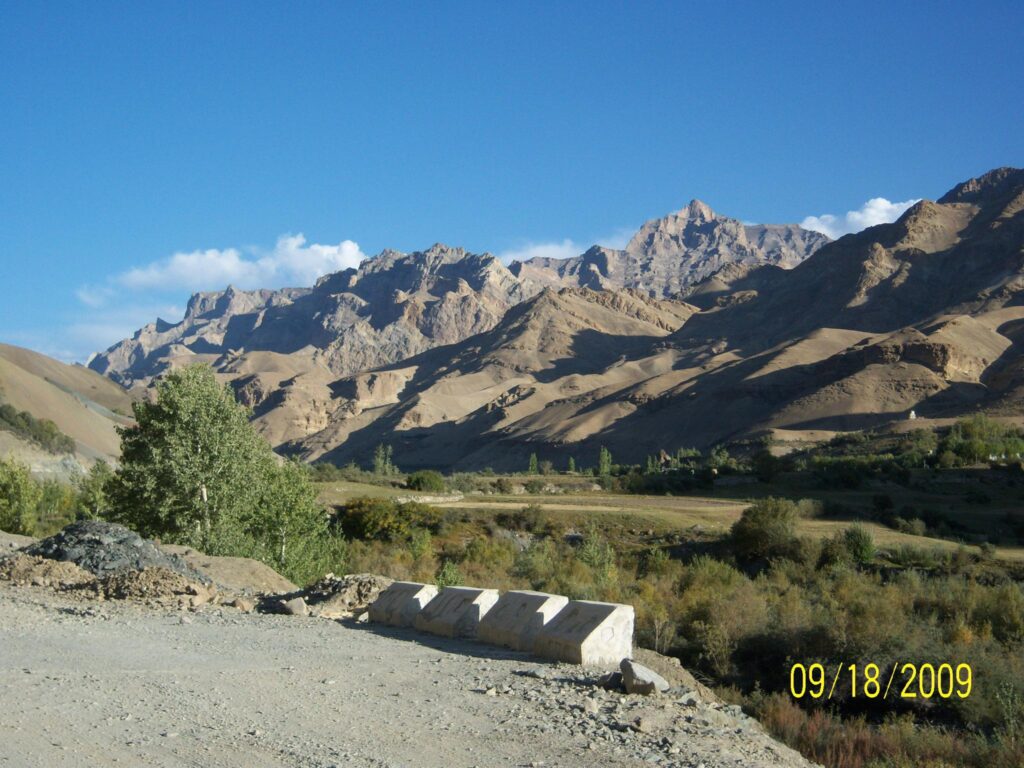 AskDushyant Kargil to bodhkharoo mountians 2009 8