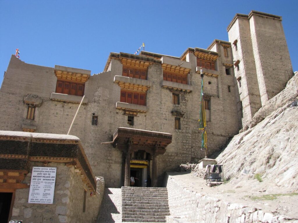 AskDushyant ancient palace castle leh ladakh road trip to ladakh 2009