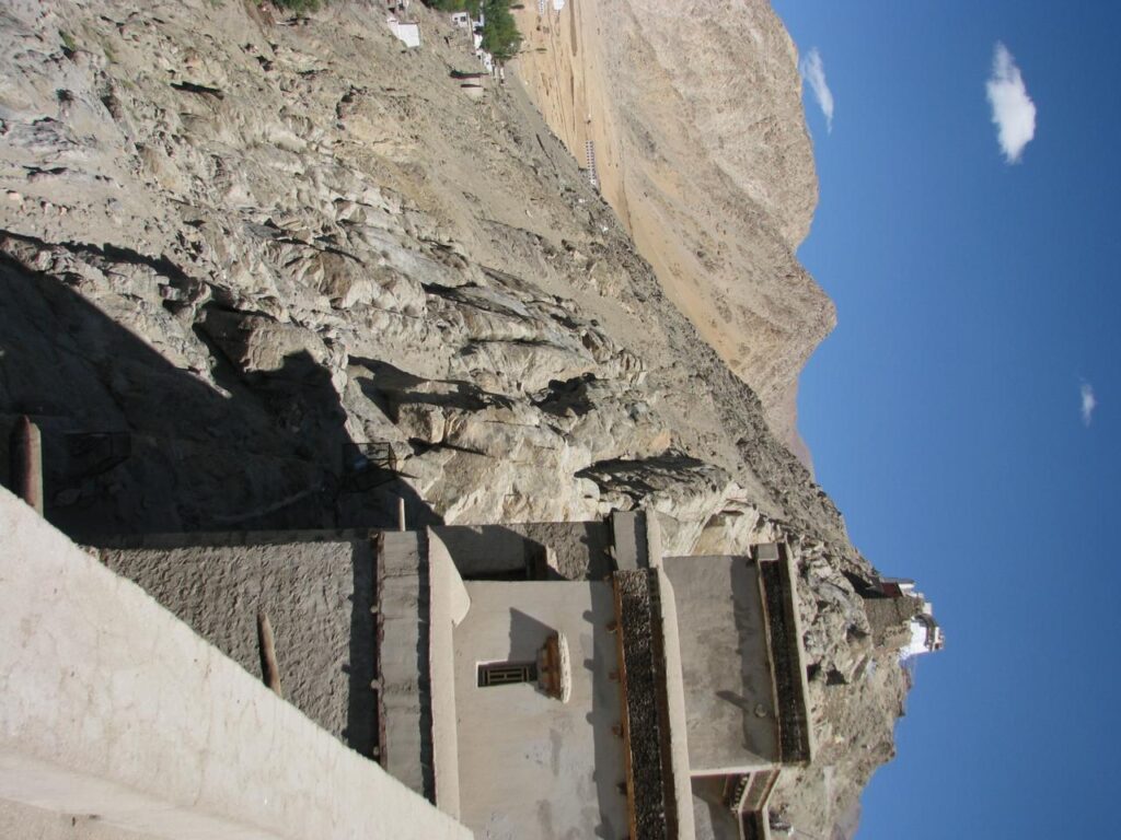 AskDushyant ancient palace roof leh ladakh road trip to ladakh 2009 1