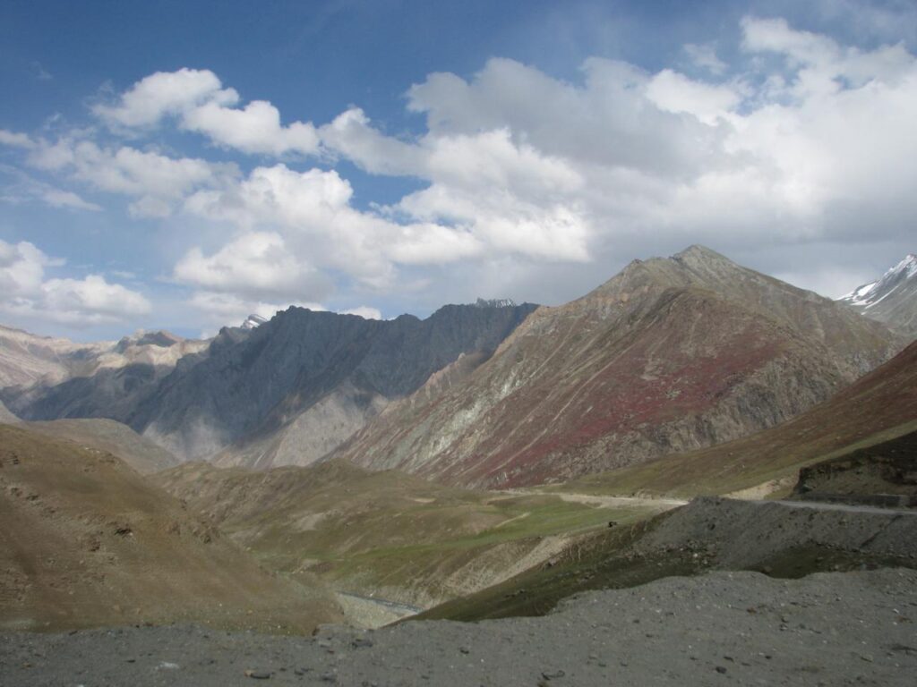 AskDushyant mountain view from zojila zojila pass zojila war road trip to kashmir valley 2011