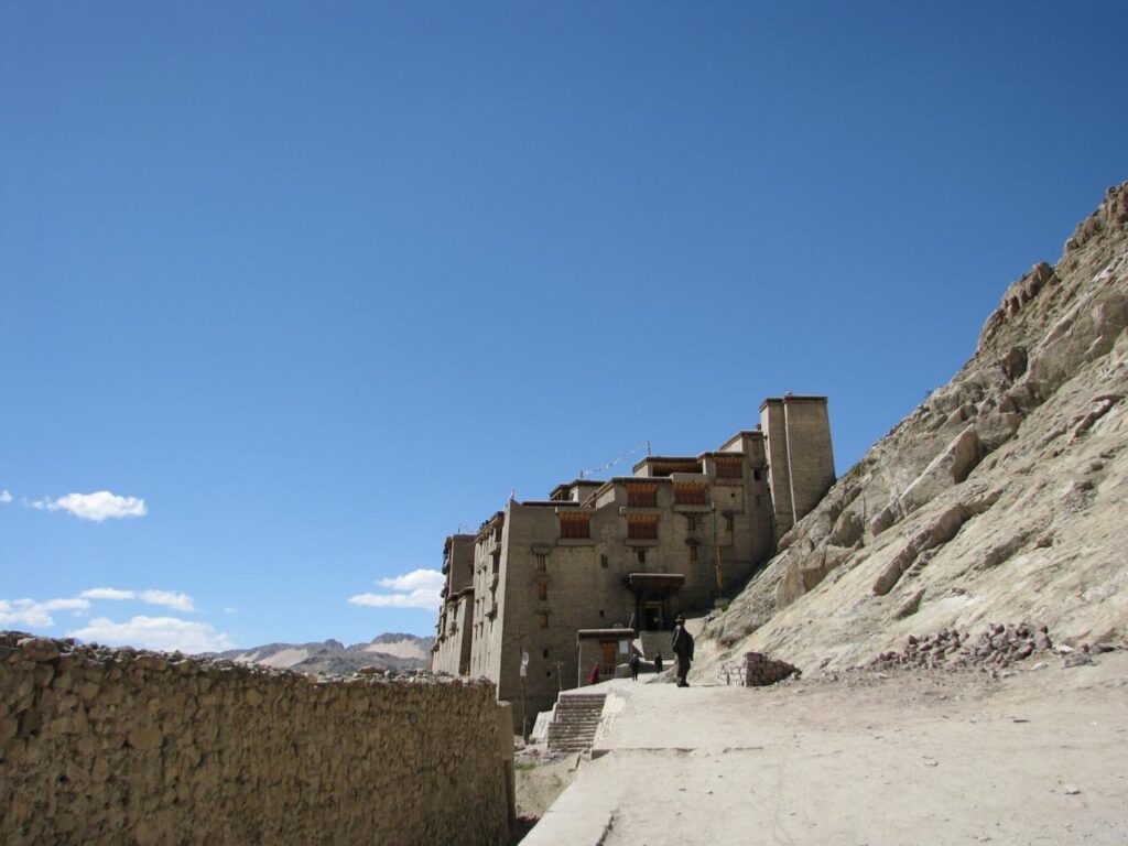 AskDushyant road to ancient palace leh ladakh road trip to ladakh 2009 2