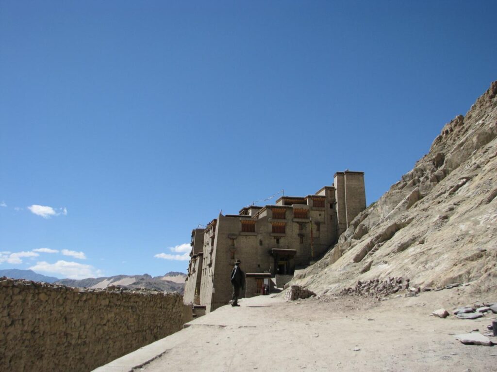 AskDushyant road to ancient palace leh ladakh road trip to ladakh 2009 3