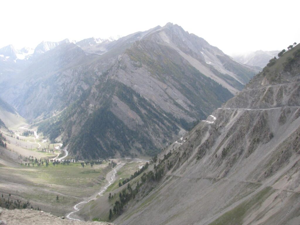 AskDushyant zojila zojila pass zojila war road trip to kashmir valley 2011 2