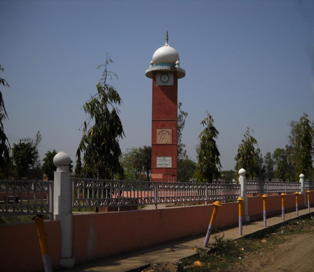 AskDushyant good memorial on our way a memorable trip to nainital ranikhet n nepal Year 2011