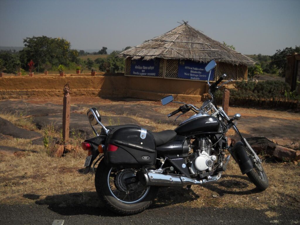 AskDushyant heritage hut near bhimbetka entry gate an archaeological treasure of ancient india road trip to bhimbetka Year 2009