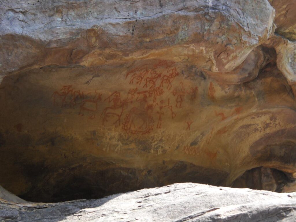 AskDushyant human hunting on horse rock painting bhimbetka an archaeological treasure of ancient india road trip to bhimbetka Year 2009