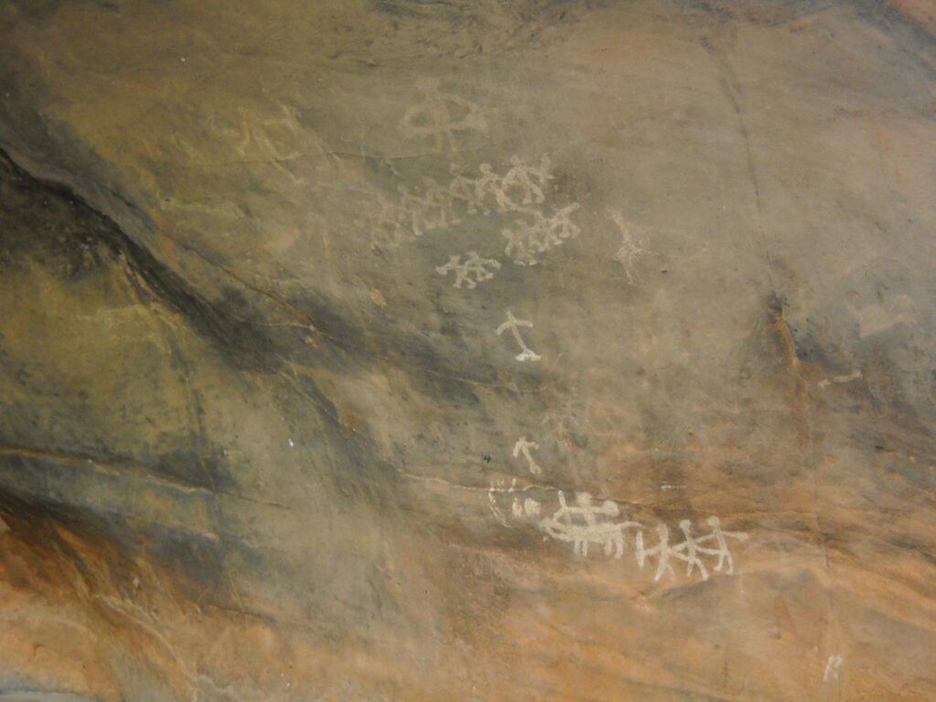 AskDushyant hunting rock painting bhimbetka an archaeological treasure of ancient india road trip to bhimbetka Year 2009