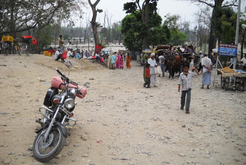 AskDushyant india nepal border check points nepal bike trip via nainital and tanakpur extremely adventurous crossing the border Year 2011