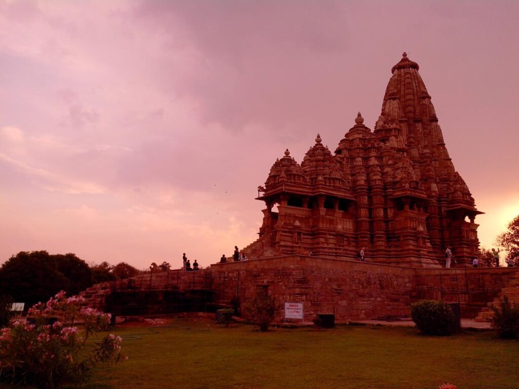 AskDushyant khajuraho group of monuments in khajuraho a town in the indian state of madhya pradesh allahabad bike trip mahakumbh 2013 Year 29