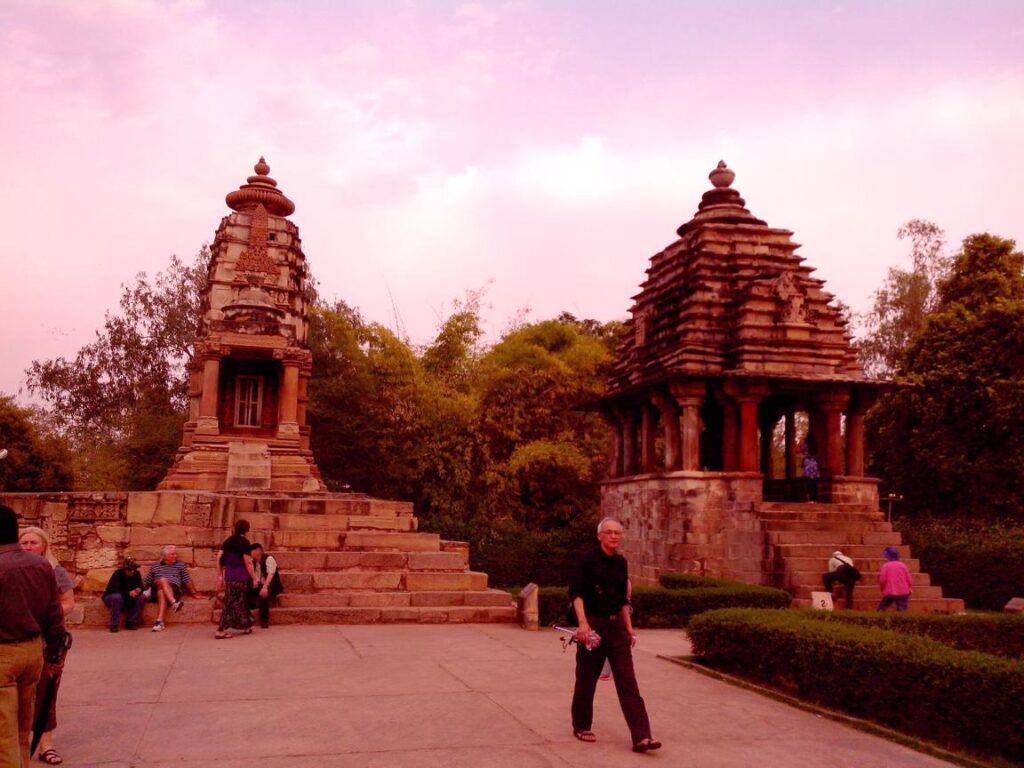 AskDushyant khajuraho group of monuments in khajuraho a town in the indian state of madhya pradesh allahabad bike trip mahakumbh 2013 Year 40