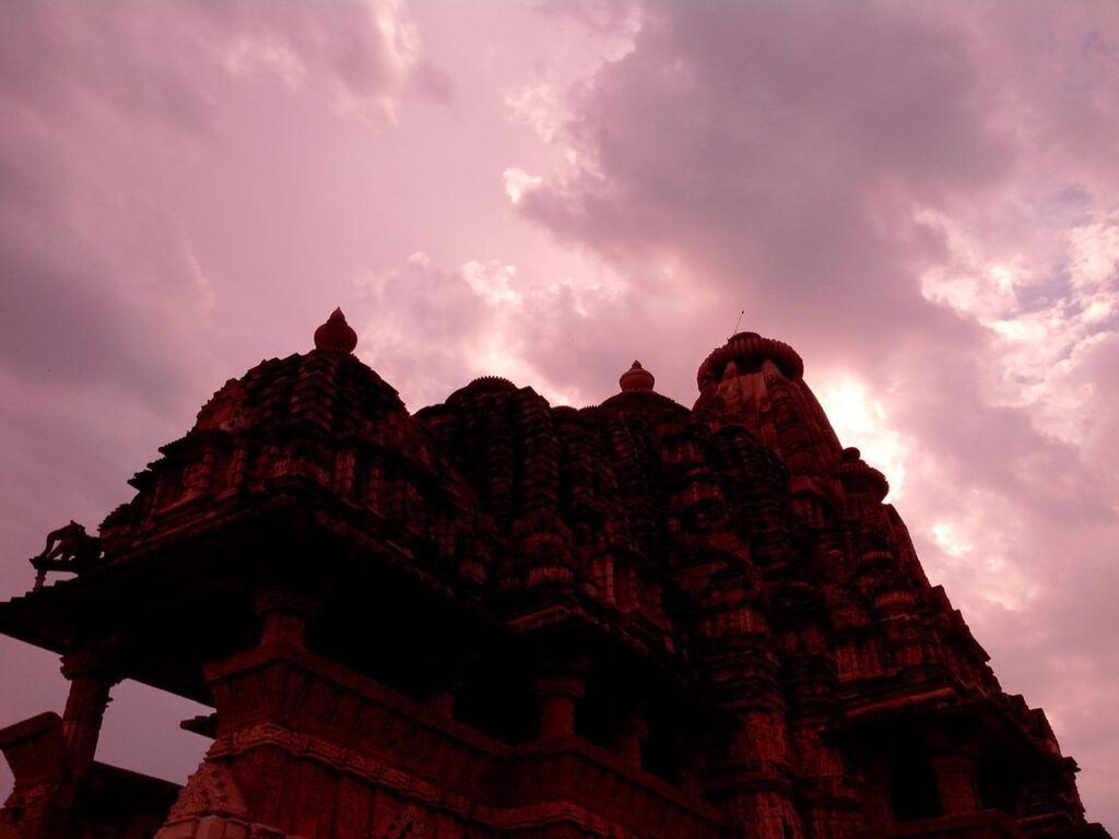 AskDushyant khajuraho group of monuments in khajuraho a town in the indian state of madhya pradesh allahabad bike trip mahakumbh 2013 Year 55