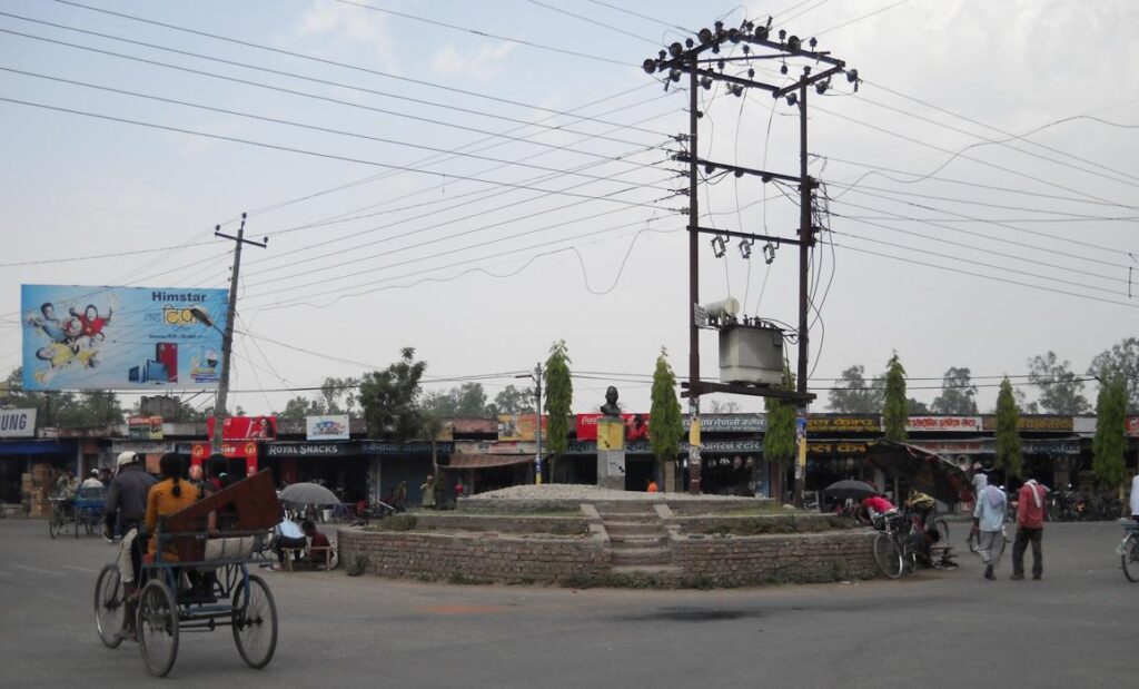 AskDushyant mahendranagar market square now in nepal nepal bike trip via nainital and tanakpur extremely adventurous crossing the border Year 2011 2