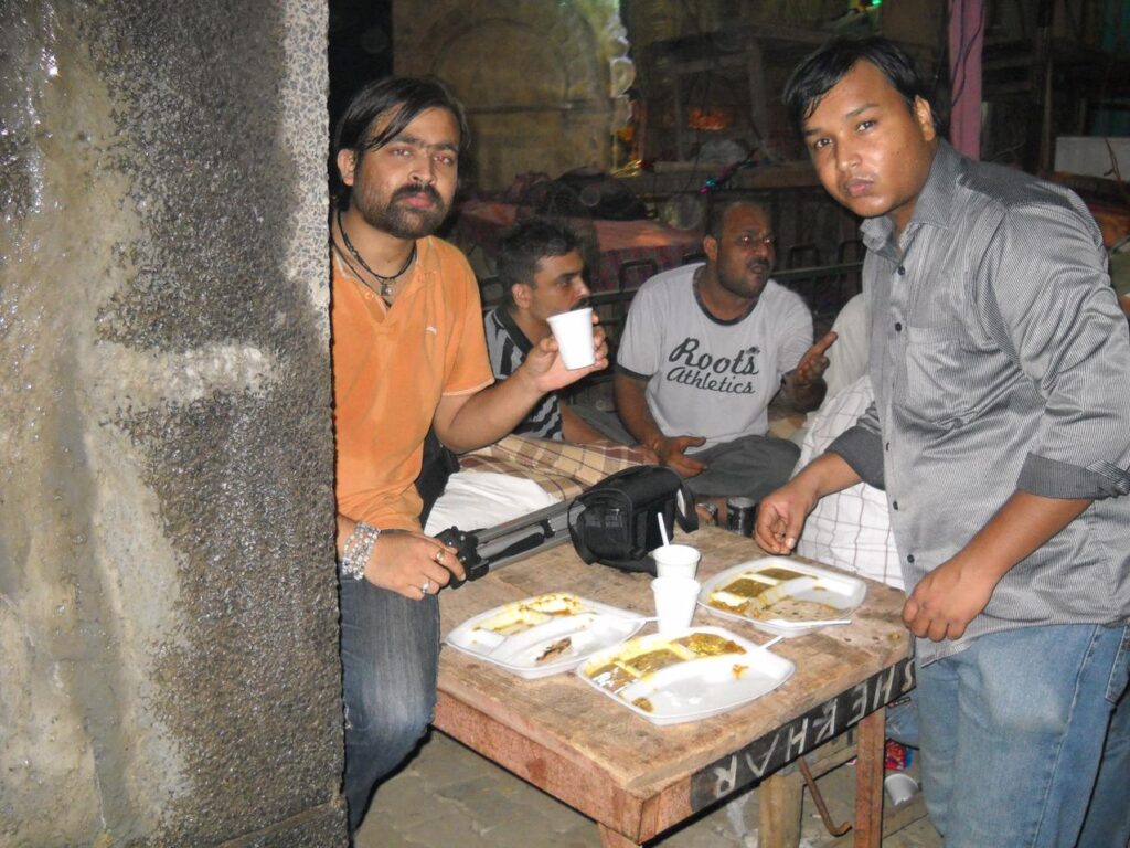 AskDushyant prasad time team up with bhola during their stay at delhi kavad yatra Year 2012