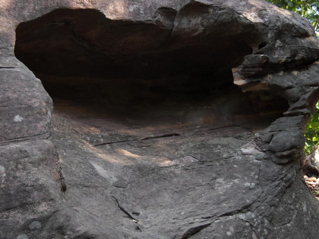 AskDushyant rock shelter bhimbetka an archaeological treasure of ancient india road trip to bhimbetka Year 2009