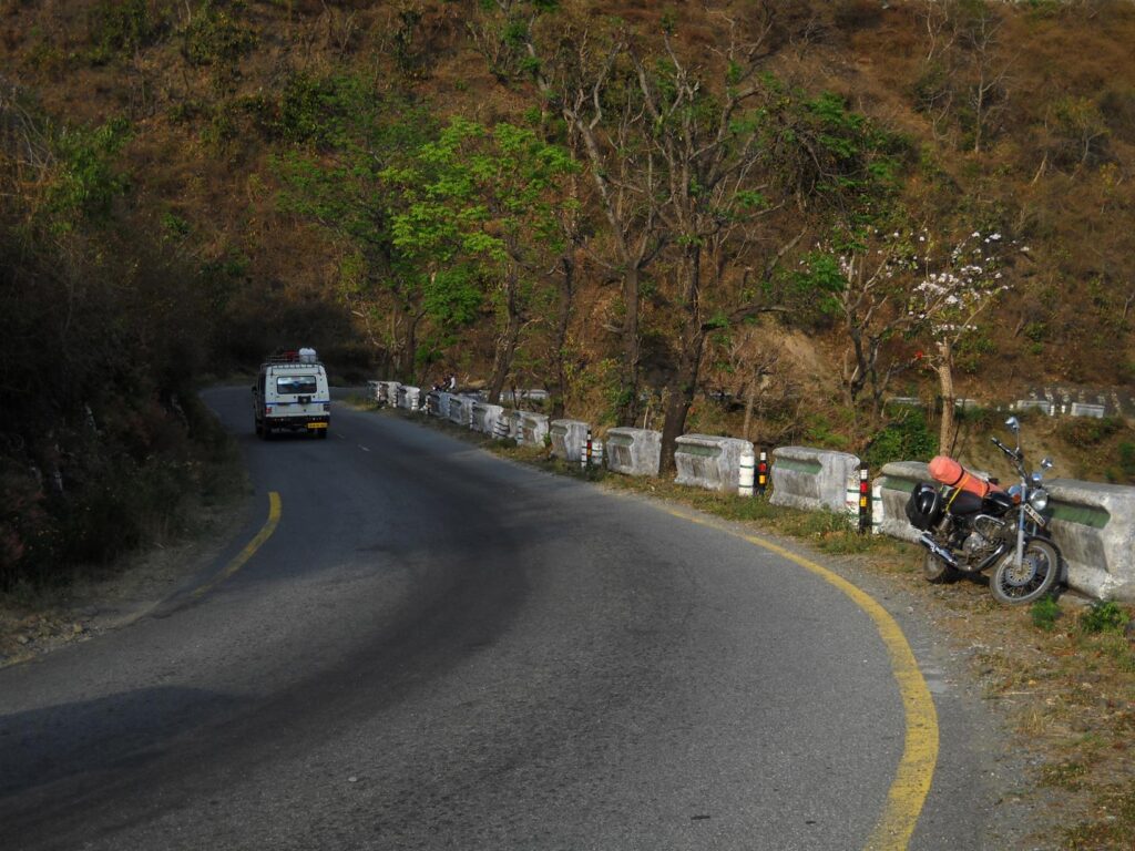 AskDushyant twisting and turing road to nainital a memorable trip to nainital ranikhet n nepal Year 2011