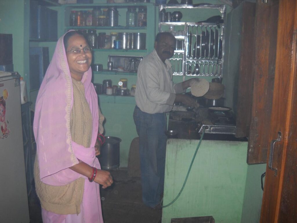 AskDushyant Mama Mami at mohad house sarni to mohad kareli bike trip to meet relatives year 2009 sarni to mohad bike ride memoir