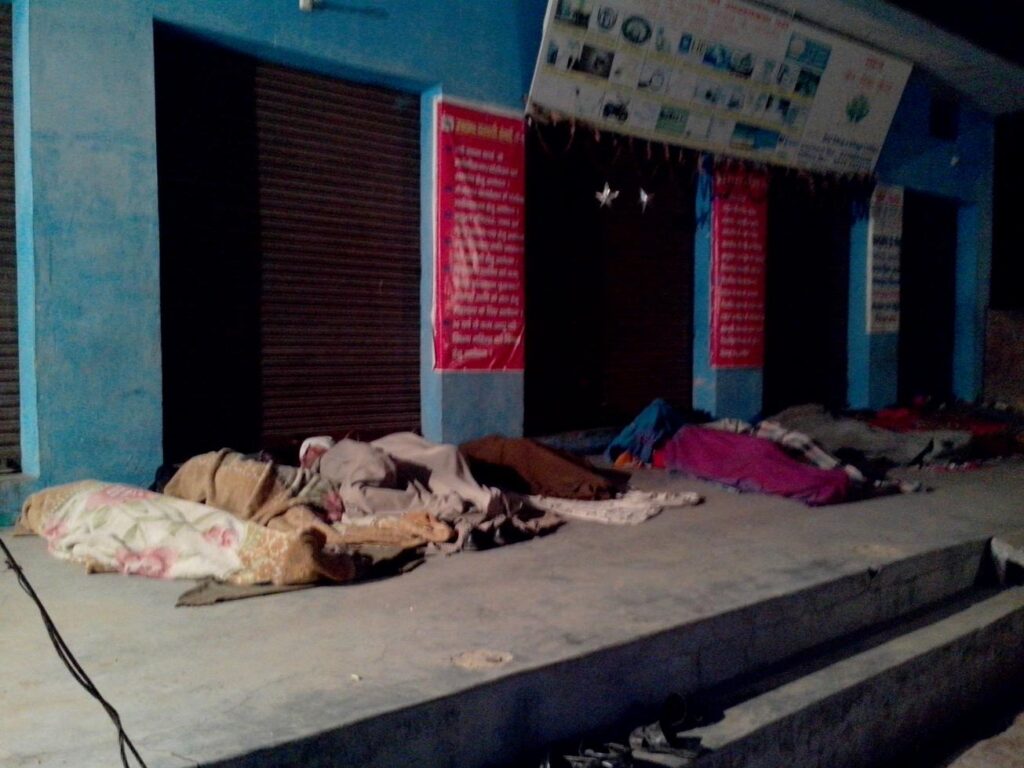 AskDushyant devotee at kumbh maha shivratra snan 10th march 2013 allahabad bike trip mahakumbh 2013 memoir