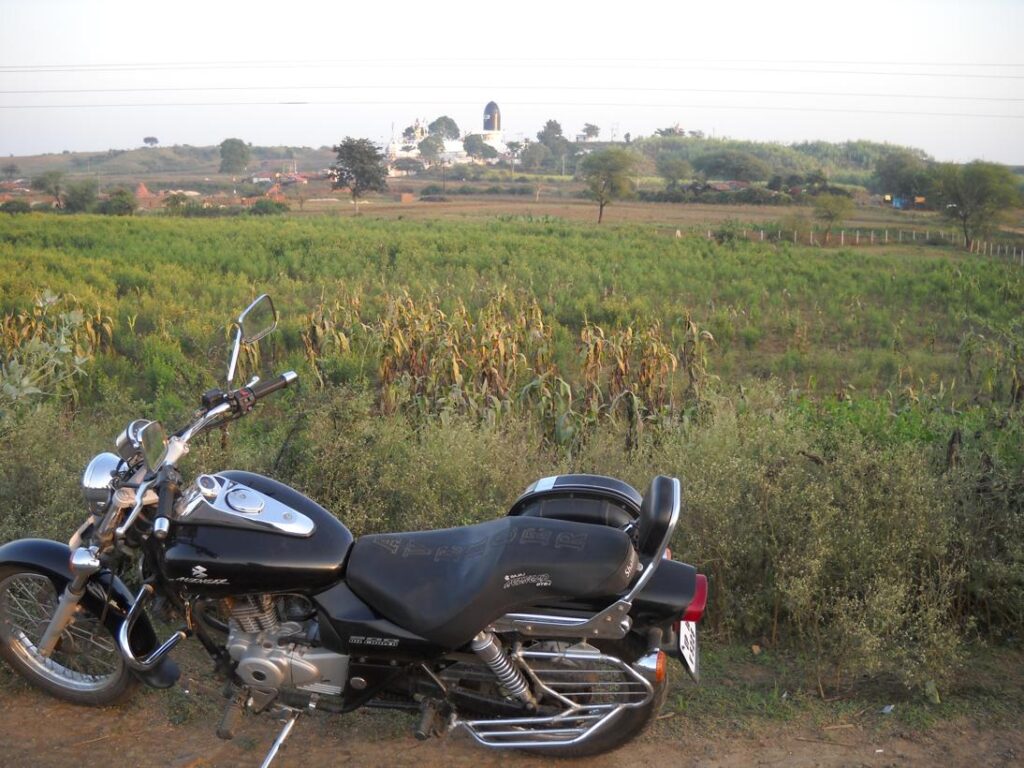 AskDushyant distance view damru ghati gadarwara sarni to mohad kareli bike trip to meet relatives year 2009 sarni to mohad bike ride memoir