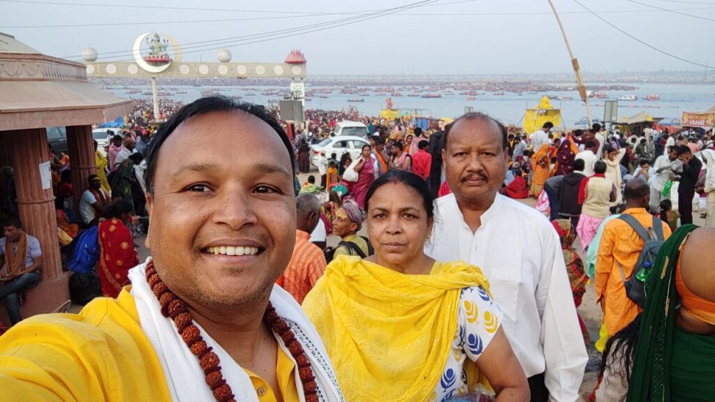 AskDushyant Final goodbye to kumbh landscape view of kumbh sangam arail ghat year 2025 mahakumbh yatra from kareli madhyapradesh to prayagraj uttarpradesh memoir