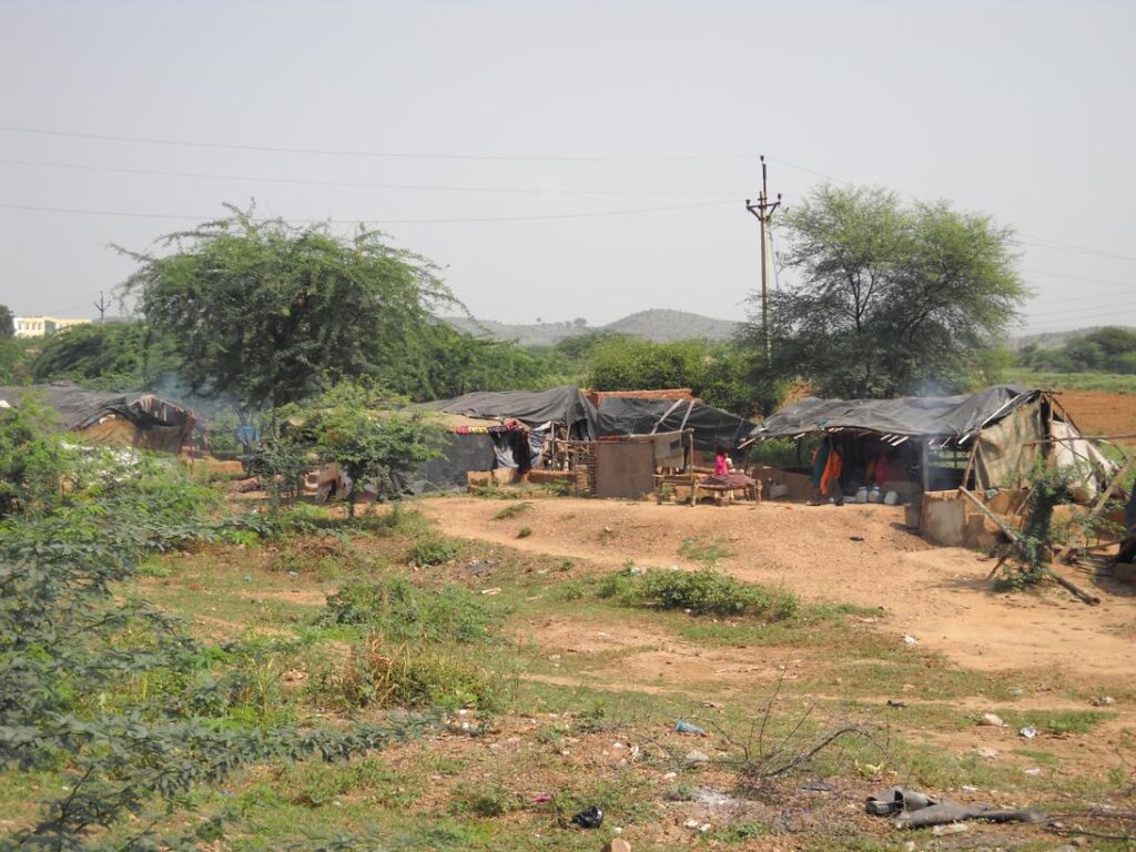 AskDushyant banjaree nomadic people delhi to sarni madhya pradesh year 2009 gurgaon bhopal bike ride memoir