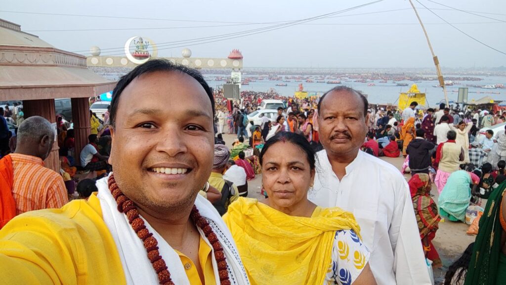 AskDushyant final goodbye landscape view of kumbh sangam arail ghat year 2025 mahakumbh yatra from kareli madhyapradesh to prayagraj uttarpradesh memoir