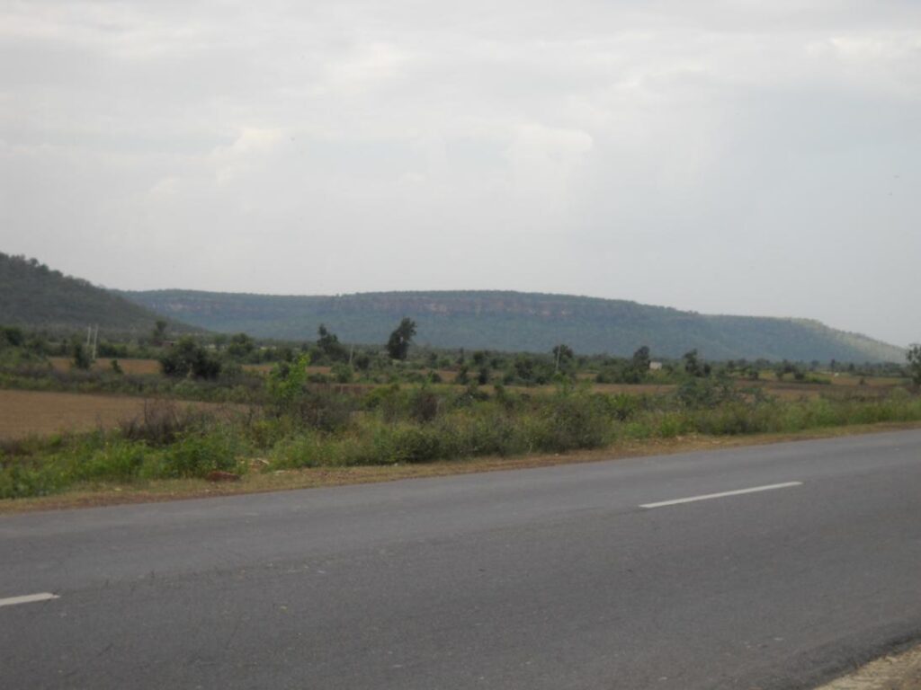 AskDushyant hills of shivpuri delhi to sarni madhya pradesh year 2009 gurgaon bhopal bike ride memoir