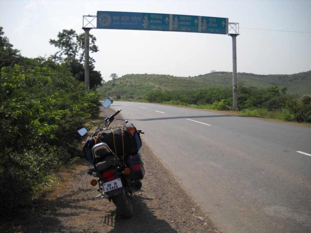 AskDushyant long way to guna bhopal delhi to sarni madhya pradesh year 2009 gurgaon bhopal bike ride memoir