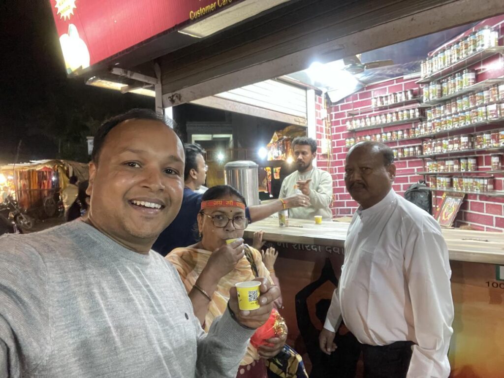 AskDushyant tea at maihar tea stall IMG year 2025 mahakumbh yatra from kareli madhyapradesh to prayagraj uttarpradesh memoir